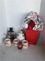 Snowmen, Santa mugs