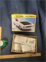 Monogram 1:24 1969 Talladega Model Kit