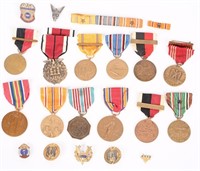 WWII US MILITARY MEDAL LOT US ARMY MERCHANT MARINE
