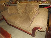 HILLCRAFT SOLID WOOD FRAMED PADDED LOVE SEAT