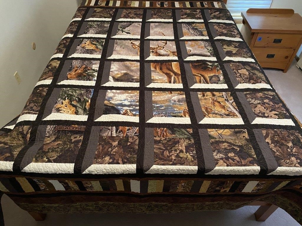 New Gorgeous Wildlife Quilt 109 x 93