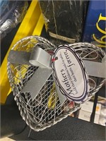 Wire Heart Basket