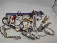 Mixed Styles Ladies Fashion Watches Lot