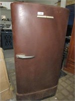 Super Vintage GE Refrigerator