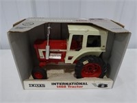 1/16 Scale Internatiional Farmall1468 Tractor