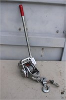 Dayton Manual Ratchet Cable Puller
