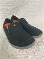 Olukai men’s 10 shoes