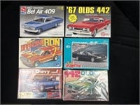 6 plastic models models are complete contents in