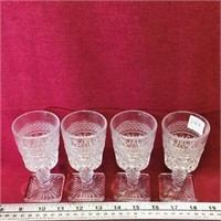 Set Of 4 Glass Goblets (Vintage) (4 1/2" Tall)