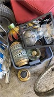 Tub lot of miscellaneous, outdoor light fixtures,