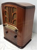 General Electric A-64 Tombstone Radio c.1935