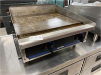 Star Max 24” Natural Gas Flattop Grill [TW]