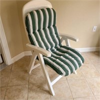 Modern Plastic Folding Chair
