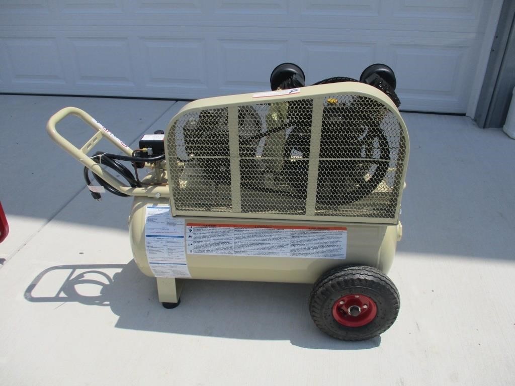 531-2022 INGERSOLL RAND AIR COMPRESSOR-WORKS GOOD