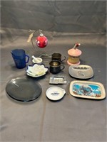 Plates, trays, and cups