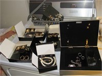 Lady Remington jewelry accessories