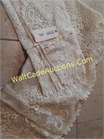 Lace Table Runners