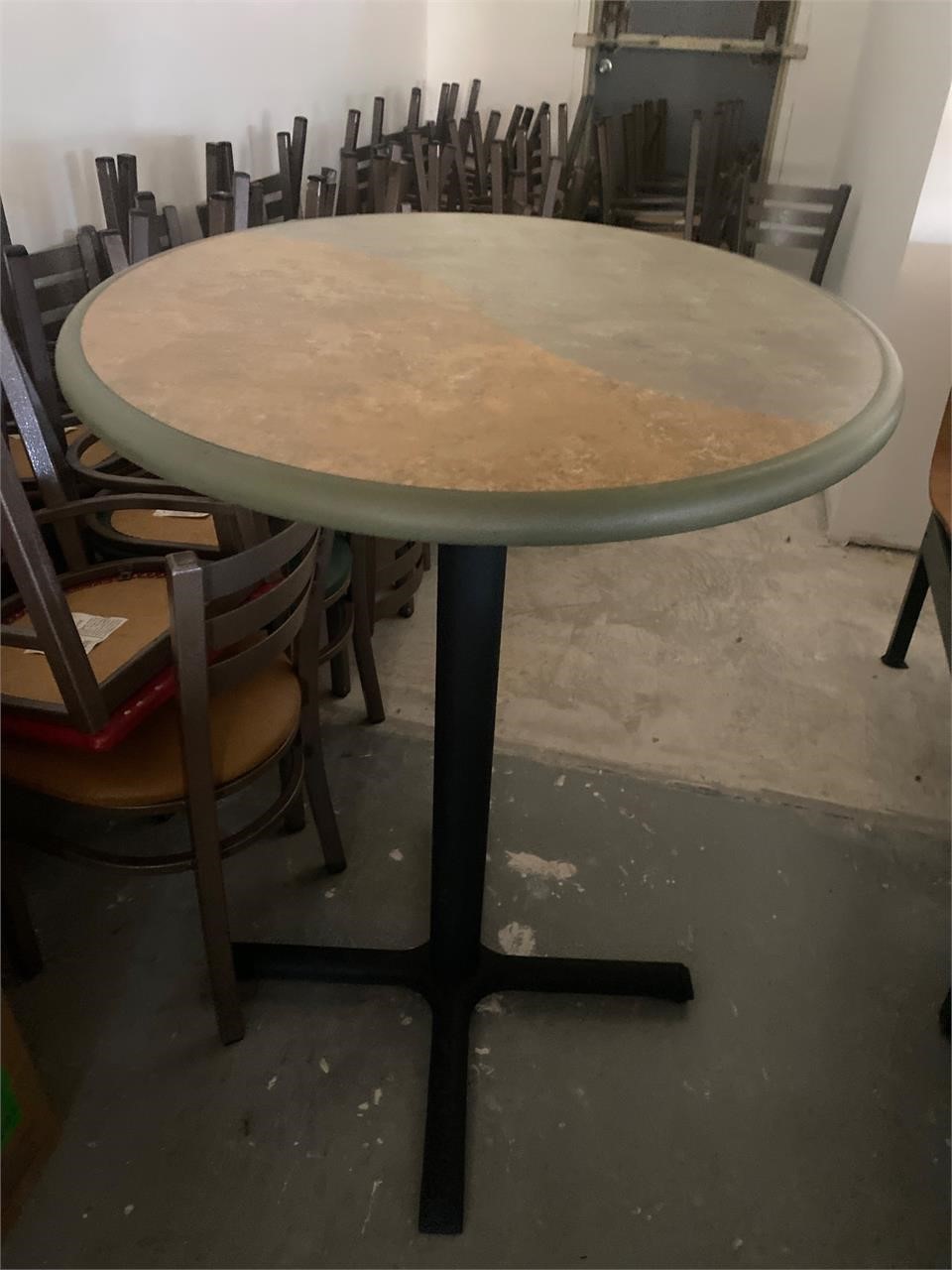 Subway green round pub bar table 30”