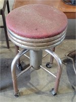 Automotive Garage Roll / Wrench Stool