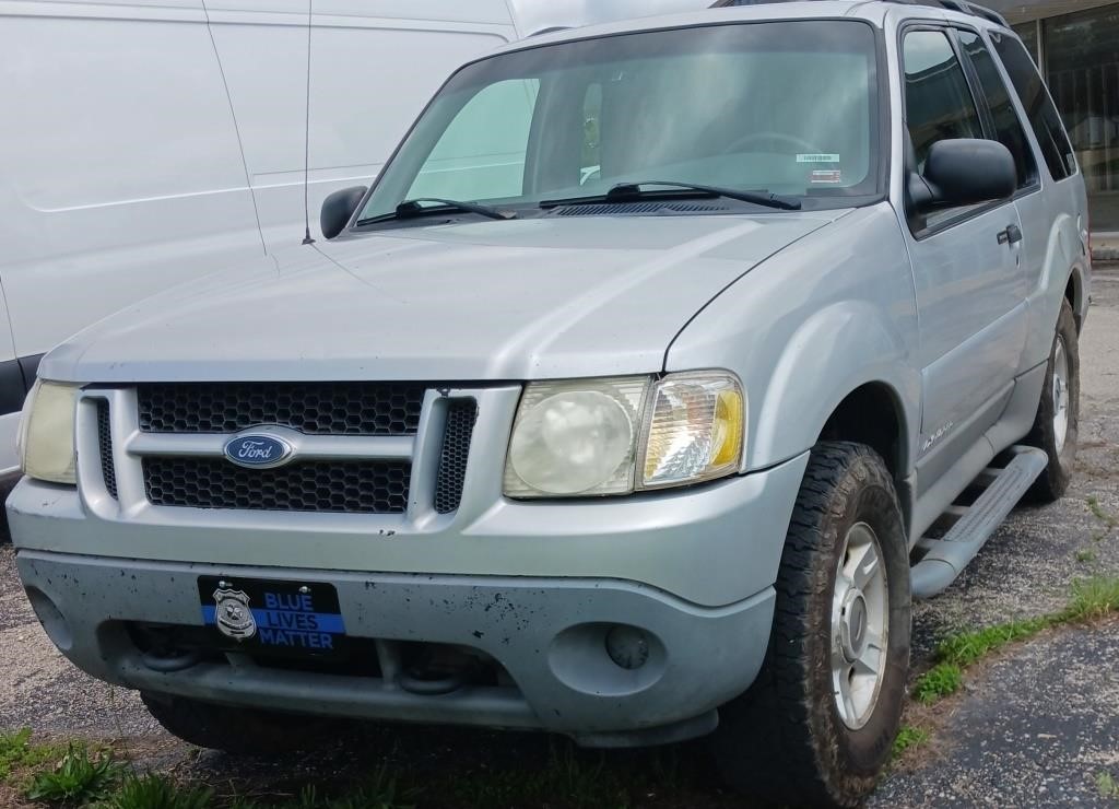 2002 Ford Explorer Sport