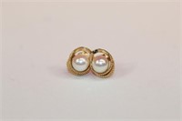 14kt yellow gold Pearl Earrings with 6.8mm