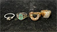 Four vintage rings, various sizes, etc,