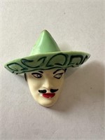 VTG MEXICAN THEME PLASTIC BROOCH / PIN