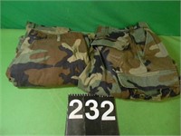 2 Pr. Cammo Pants Waist 31"-35" Inseam 29-32"
