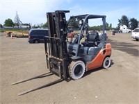 2016 Toyota 8FGU25 Forklift