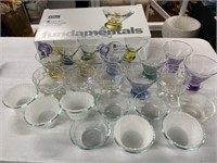 Cocktail cups and cupcake cups