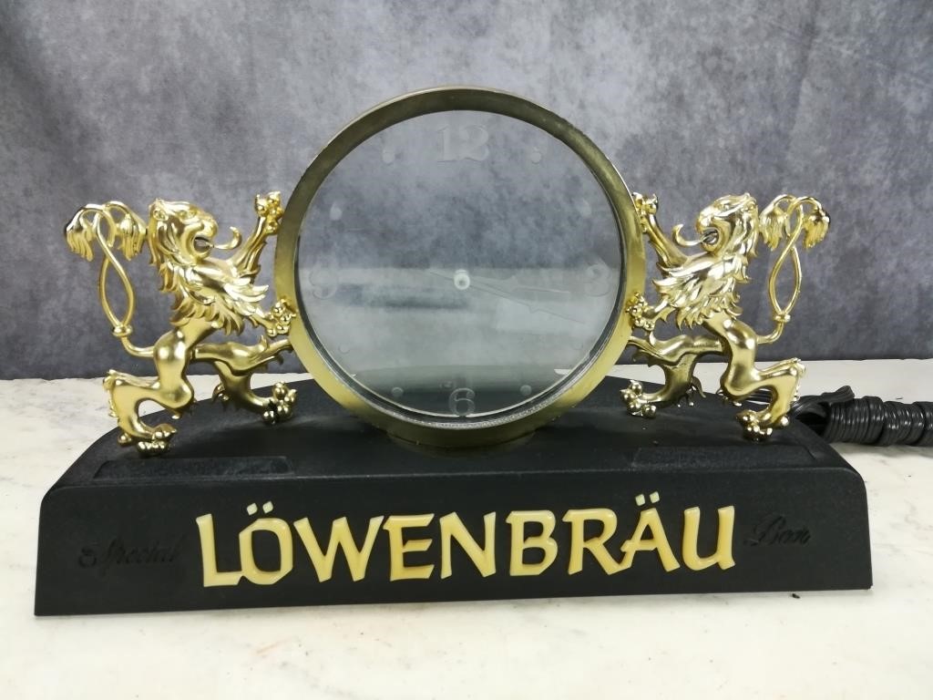 Lowenbrau 1979 Bar Clock
