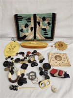 Vintage Clutch Bag Vintage Buttons & Memorabilia