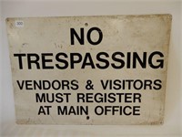 NO TRESPASSING S/S PAINTED METAL SIGN