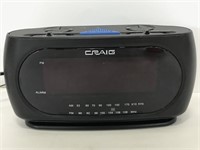 Craig brand black digital alarm clock/ radio