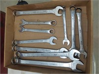 flat of (10) S K wrenches
