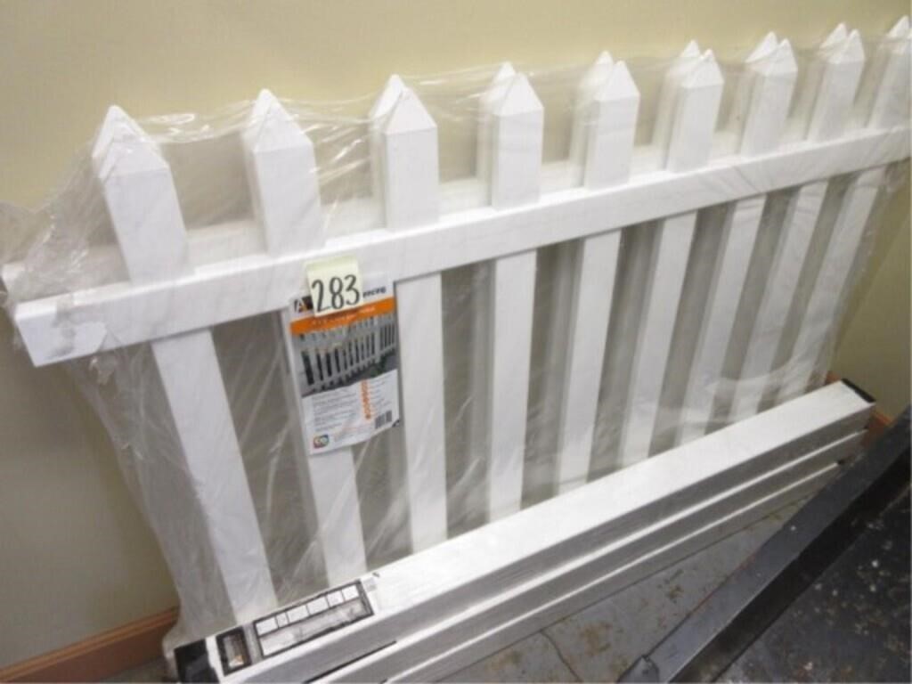 (2) 4'x6' Cape Cod Picket Fence &