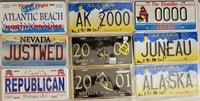 W - LOT OF COLLECTIBLE LICENSE PLATES (L17)