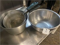 Large Stainless Steel Mixing bowl, 3 cook pots