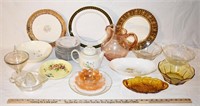 LOT - VINTAGE CHINA & GLASSWARE - JUICE REAMER,