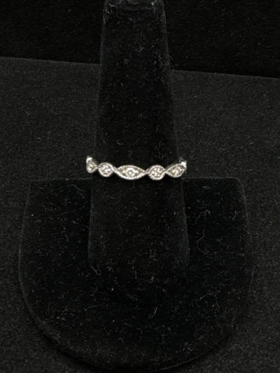 Vintage Silver 925 and CZ Dainty Ring Size 8.5