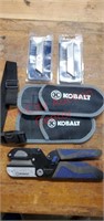 Kobalt triple cut utility knife saw w/ extras.