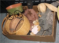 NS: BOX LOT WITH DOLLS & BASKETS