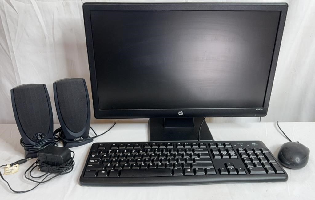 HP W2072a Monitor, Logitech Keyboard & Pair of