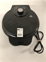 FINAL SALE CHEFMAN WAFFLE MAKER (WITH CHIPPED)