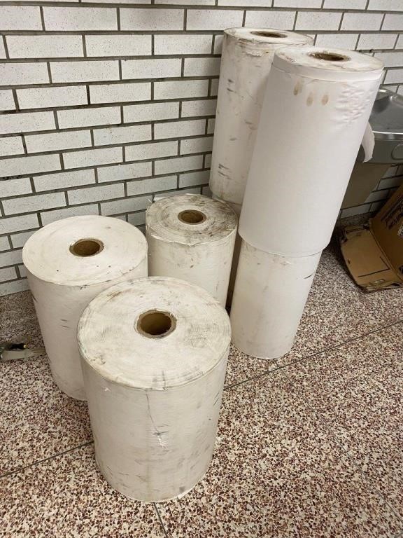 many 20" paper rolls