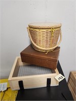 Sewing baskets, thread, pour mold