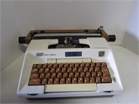 Smith-Corona coronamatic 8EV Electric Typewriter