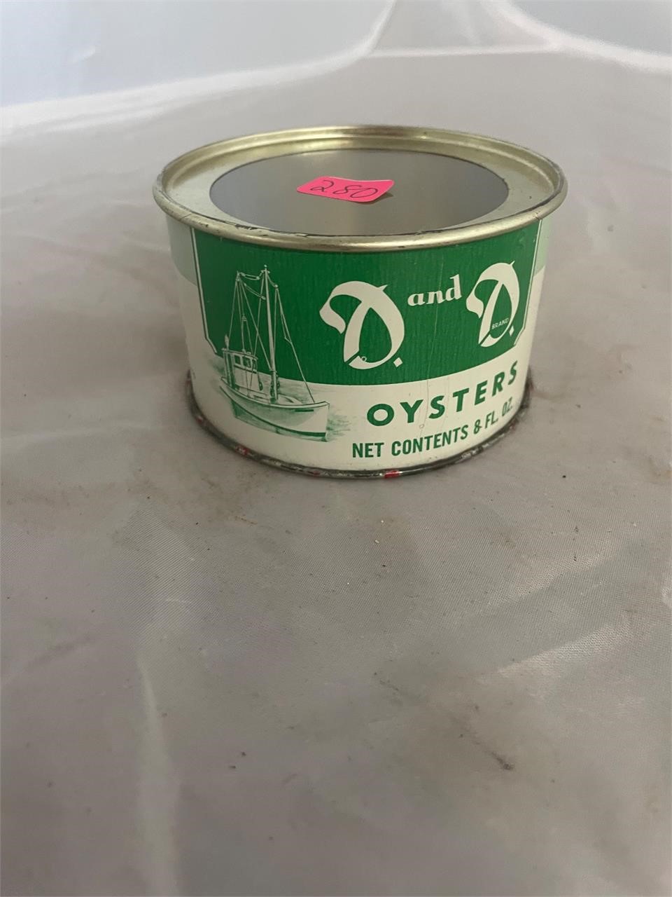 D and D Montross VA 8oz Oyster Can