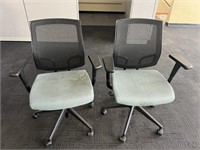 lot of (2) office chairs