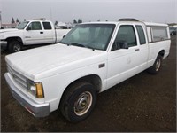 1986 Chevrolet S10 Extra Cab Pickup Truck